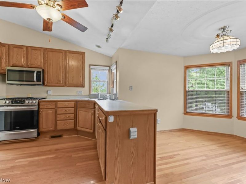 1701 Woods Road, Akron, OH 44306 Photo 17