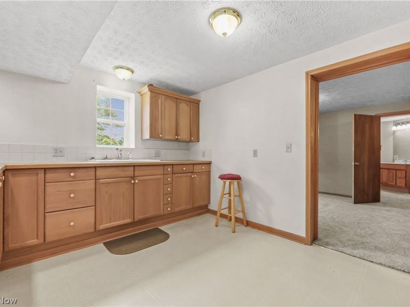 1701 Woods Road, Akron, OH 44306 Photo 35