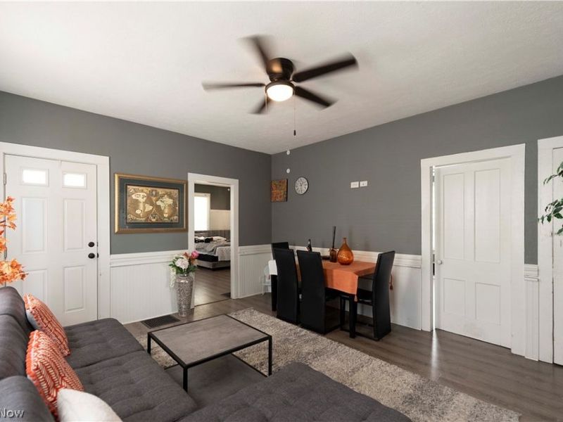 588 Elma Street, Akron, OH 44310 Photo 7