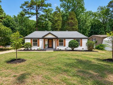 4612 Radcliff Road, Raleigh, NC 27609