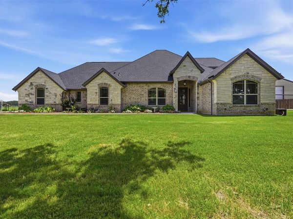 3216 Knob Road, Springtown, TX 76082