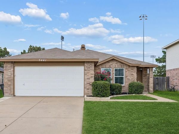 5441 Camarillo Drive, Fort Worth, TX 76244