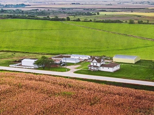17851 County Rd E45, Anamosa, IA 52205