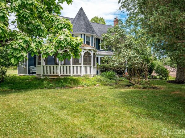 78 Falcon Road , Hillsborough, NJ 08844
