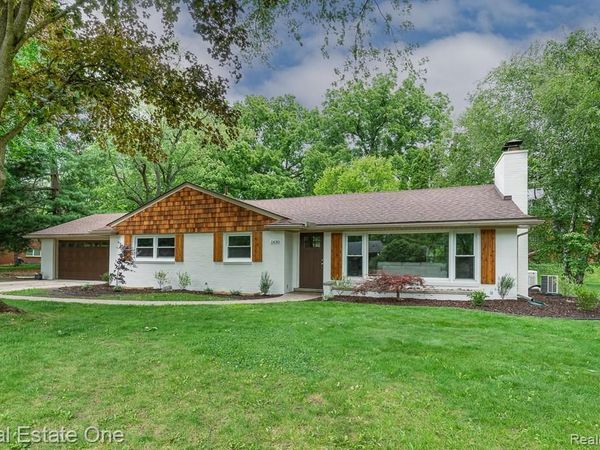 1430 Stockport Drive, Rochester Hills, MI 48309