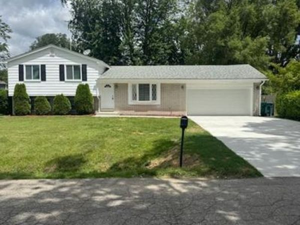 35872 Vinewood Street, Romulus, MI 48174