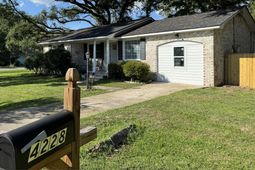 4228 Oakridge Drive photo 4