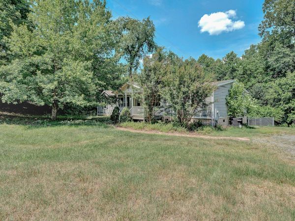 2316 Ridge RD, Roanoke, VA 24014