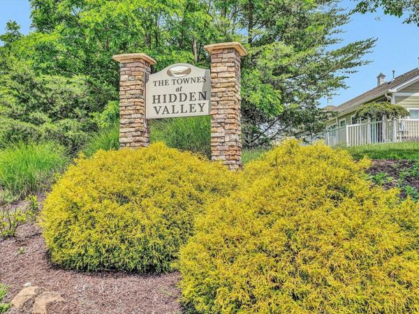 4923 Laryn LN, Roanoke, VA 24018