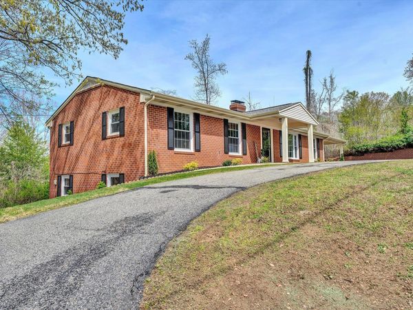 731 BASSETT HEIGHTS RD , Bassett, VA 24055