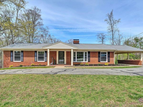 731 BASSETT HEIGHTS RD , Bassett, VA 24055