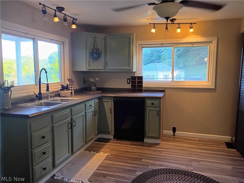 64301 Shady Lane Road, Bellaire, OH 43906 Photo 7