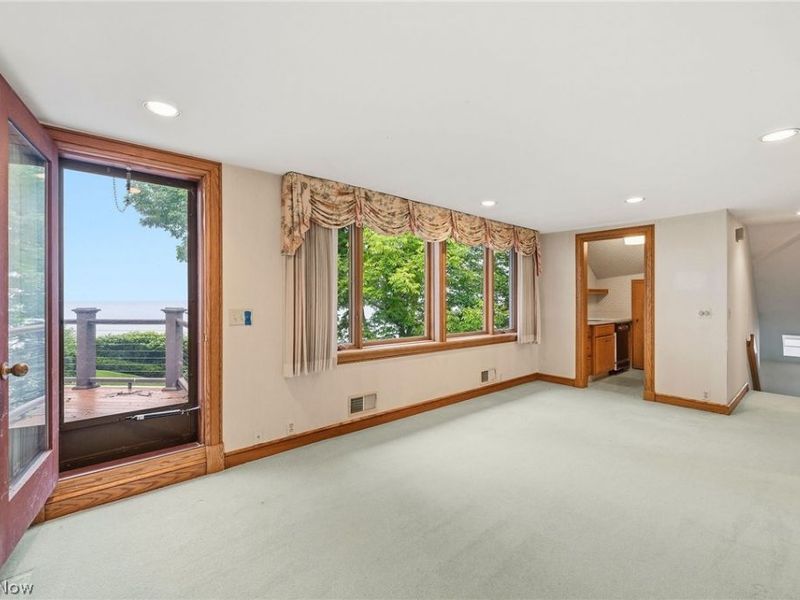 22916 Lake Road, Bay Village, OH 44140 Photo 32