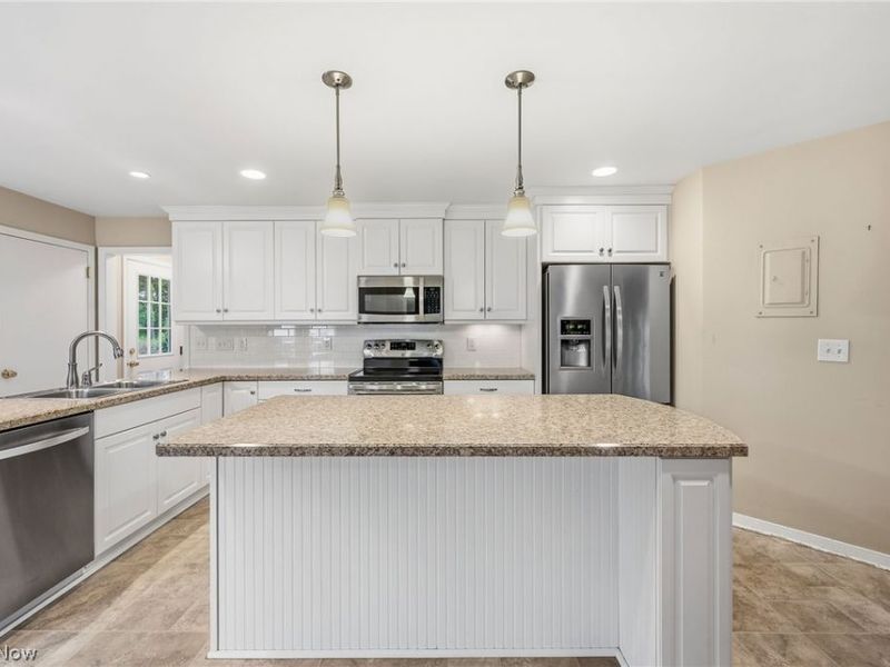 22916 Lake Road, Bay Village, OH 44140 Photo 38