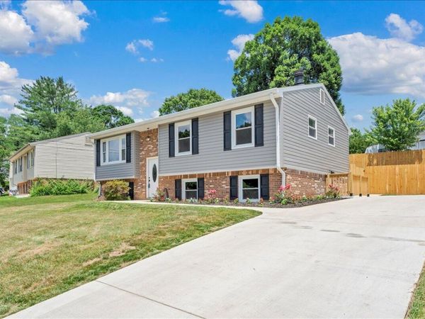 823 Brownwood DR NW, Roanoke, VA 24017