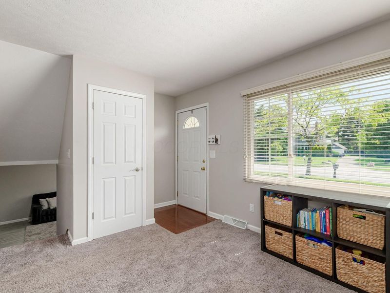 469 N Stygler Road, Columbus, OH 43230 Photo 7