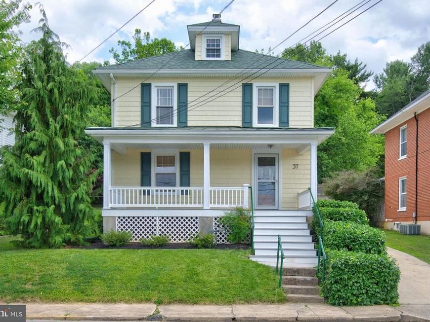 37 S Constitution Avenue , New Freedom, PA 17349 Main Photo