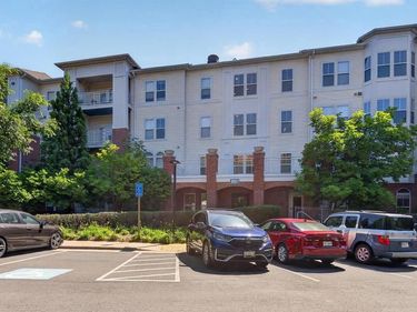2921 DEER HOLLOW WAY, Unit 113, FAIRFAX, VA 22031