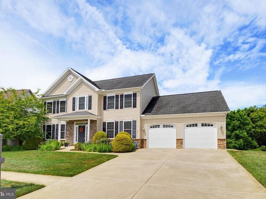 171 Pine Creek Drive, Carlisle, PA 17013 Main Photo