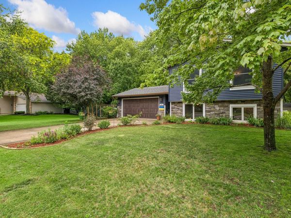 220 Edgewood Avenue, Stillwater, MN 55082