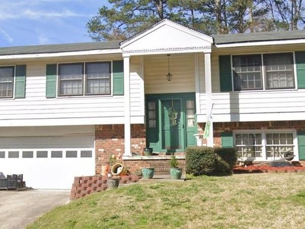 6049 Fairfield Drive , Morrow, GA 30260