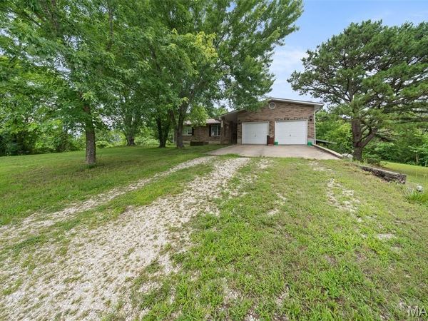 13070 Private Drive 8505 , Newburg, MO 65550