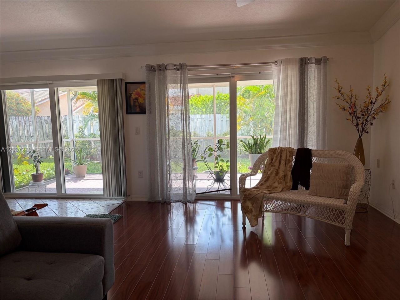 1412 NW 129th Terrace , Sunrise, FL 33323 Photo