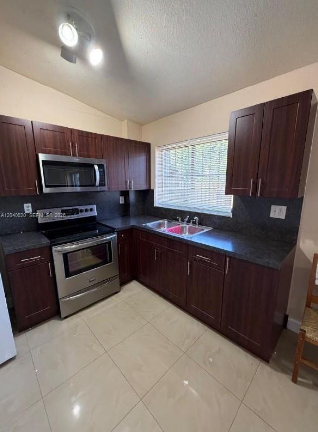 28364 SW 140th Pl, Homestead, FL 33033 Photo