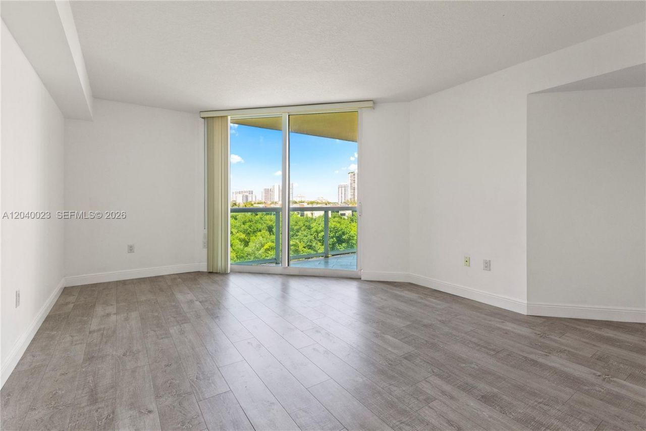 3370 Hidden Bay Dr, Unit 602, Aventura, FL 33180 Photo