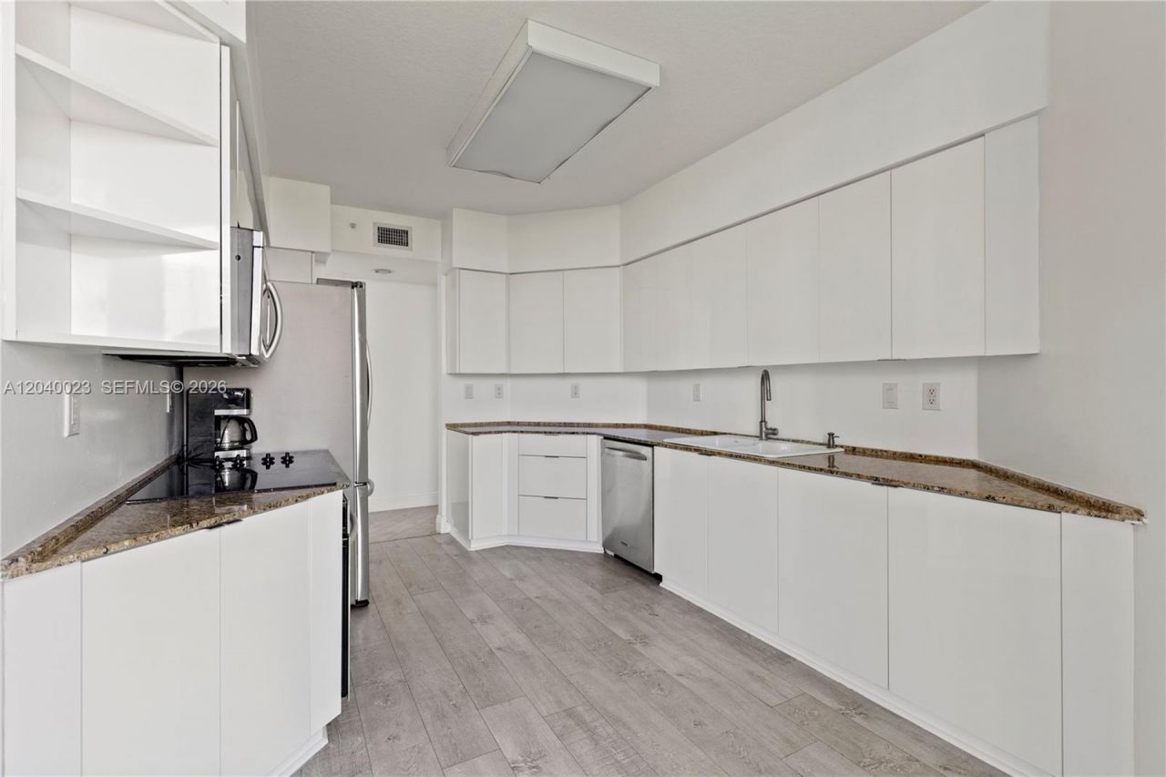 3370 Hidden Bay Dr, Unit 602, Aventura, FL 33180 Photo