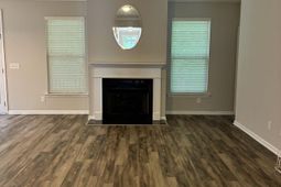 554 Hopscotch Lane  photo 4