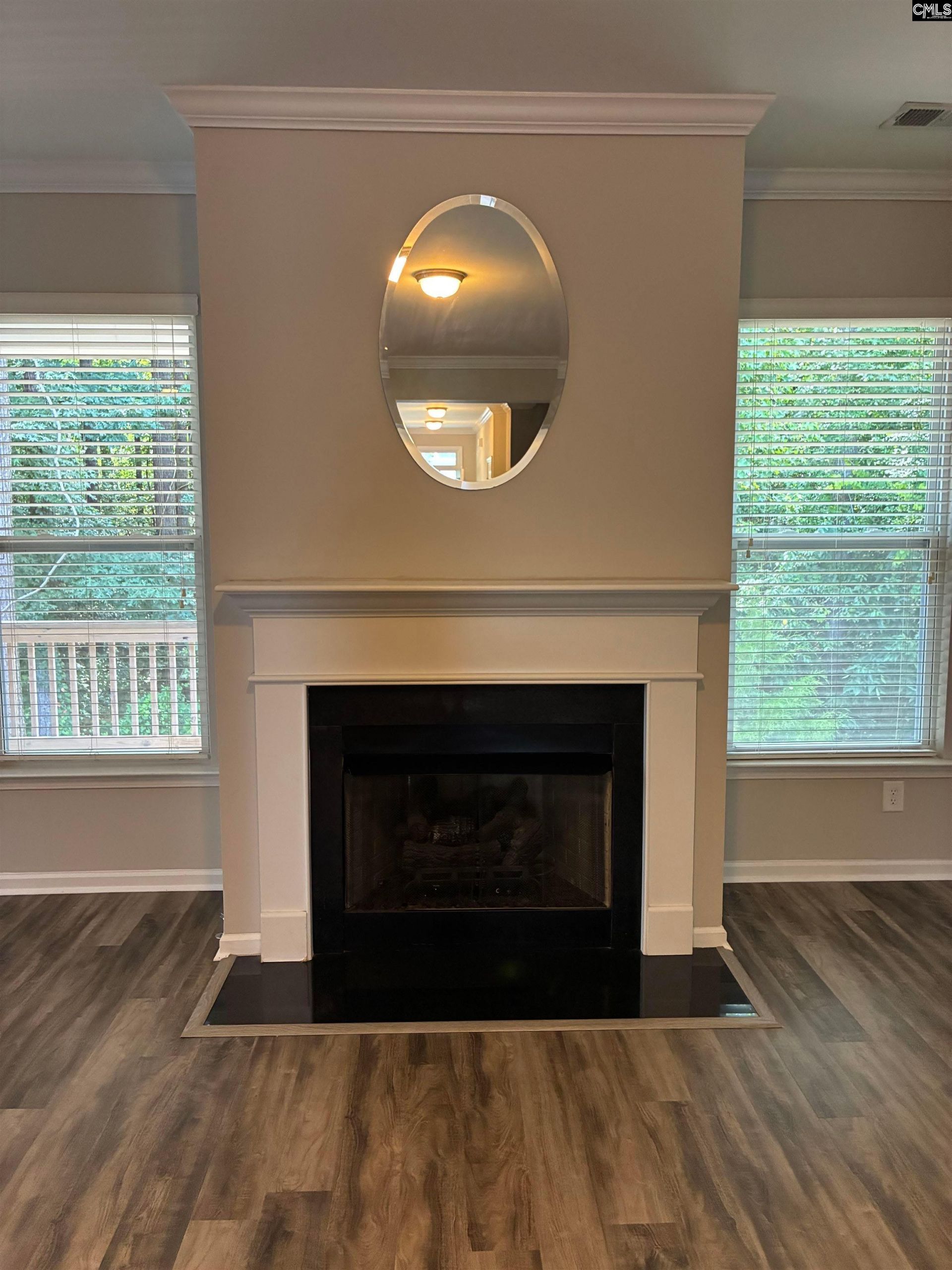 554 Hopscotch Lane  Photo 4