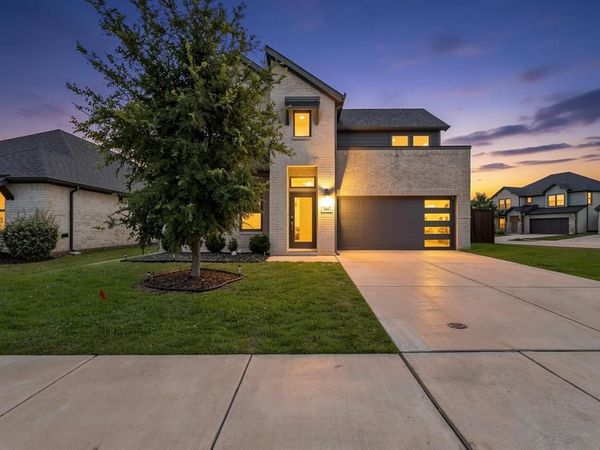 352 Boone Drive, Waxahachie, TX 75165