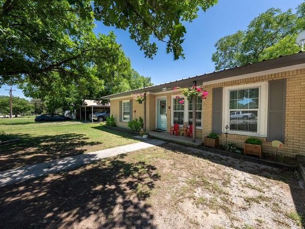 414 W Roberts Street, Gorman, TX 76454