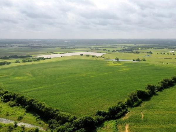 173 HCR 1341 , Hillsboro, TX 76645