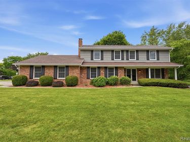 9277 Burning Tree Drive, Grand Blanc Twp, MI 48439