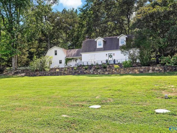 68 Ramblewood Private Drive, Hartselle, AL 35640
