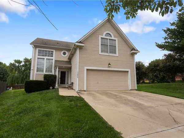 13802 S Mullen Street, Olathe, KS 66062
