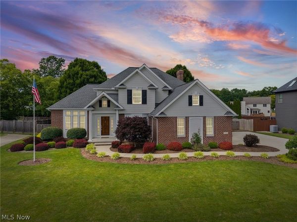 5318 New Haven Court , Sheffield Village, OH 44054