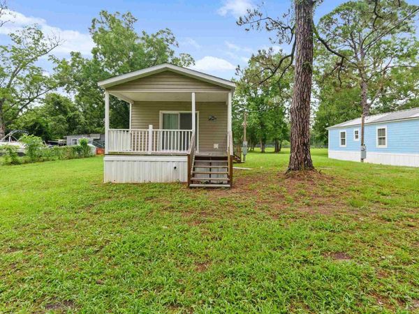 9429 Gulf Beach Hwy, Pensacola, FL 32507
