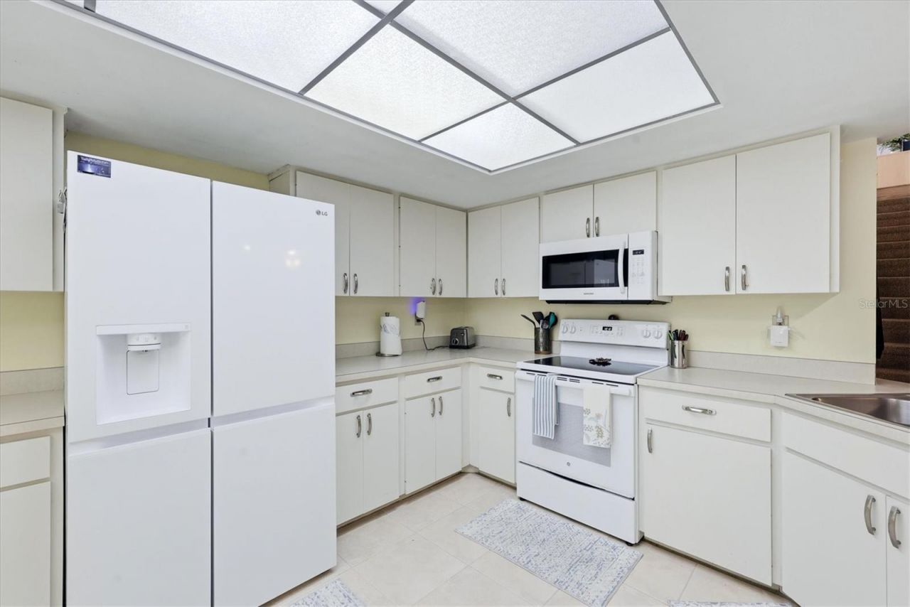 3412 Tallywood Circle , Unit 7018, Sarasota, FL 34237 Photo