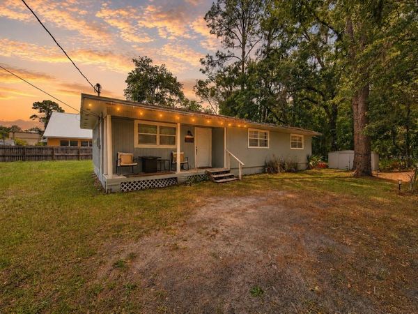 2524 NE 5TH PLACE , GAINESVILLE, FL 32641