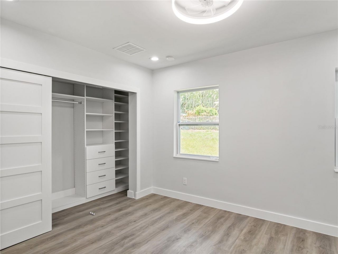 1190 W Lakeshore Drive, Clermont, FL 34711 Photo
