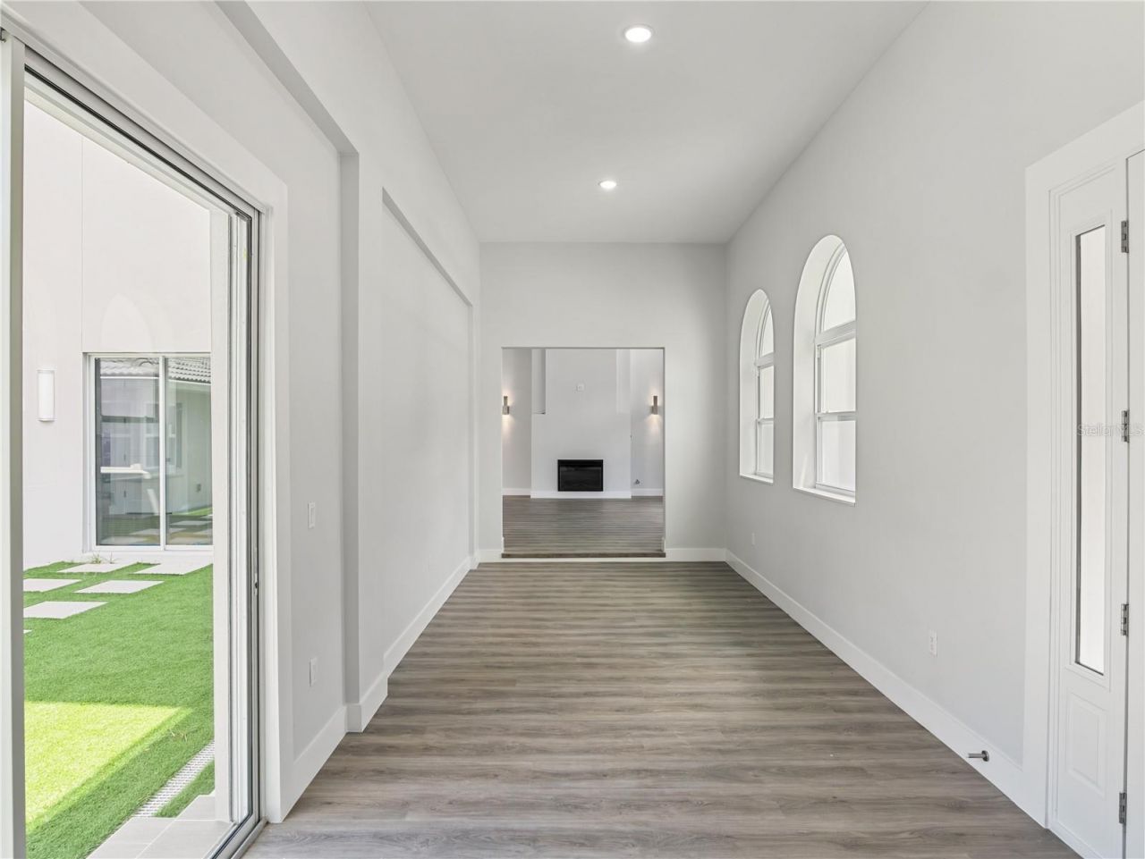 1190 W Lakeshore Drive, Clermont, FL 34711 Photo