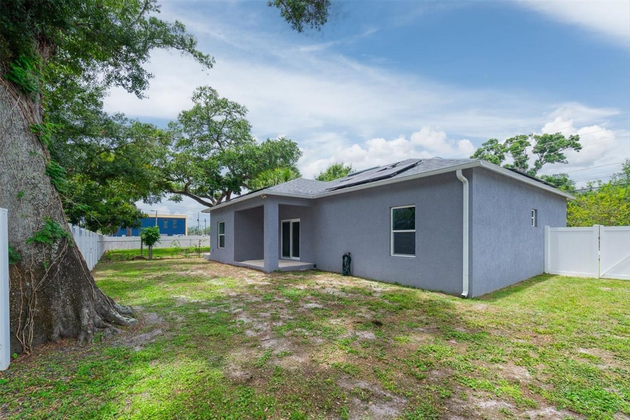 5876 78th Avenue N, Pinellas Park, FL 33781 Photo