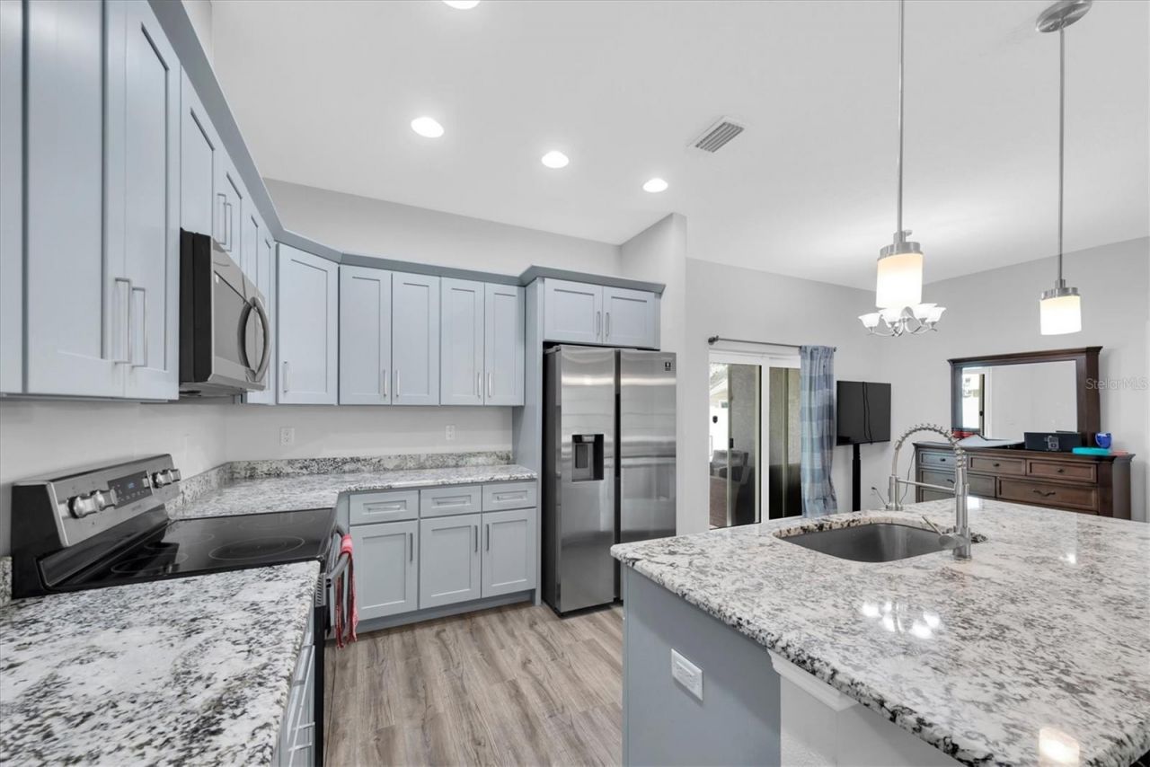 5876 78th Avenue N, Pinellas Park, FL 33781 Photo