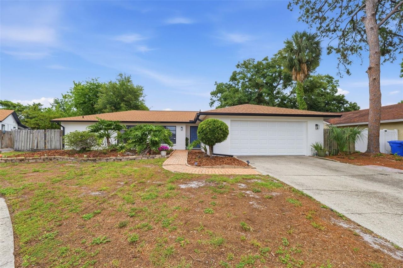 8307 Vallejo Place, Tampa, FL 33614 Main Photo