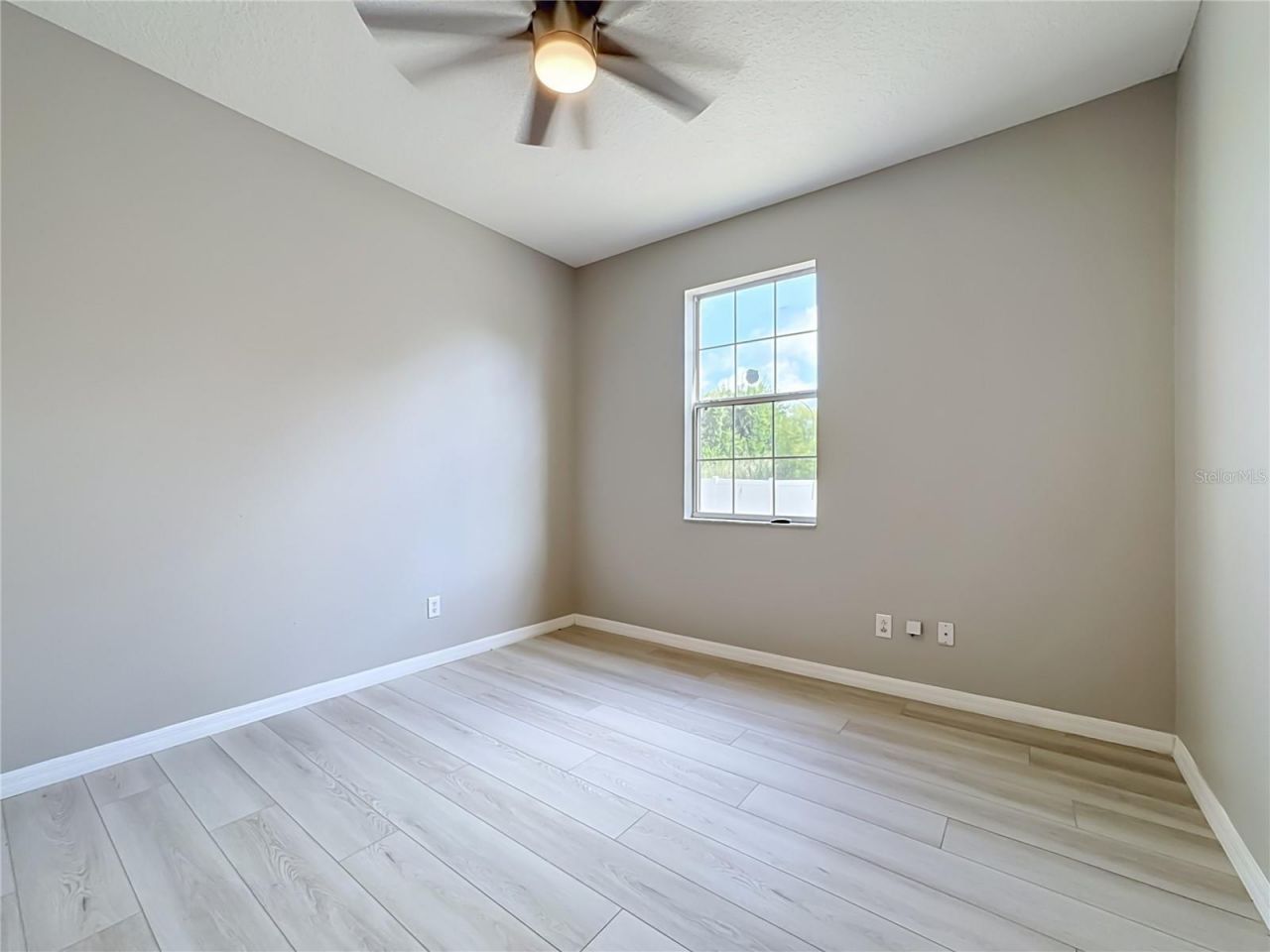 1620 Atlantic Drive , Ruskin, FL 33570 Photo