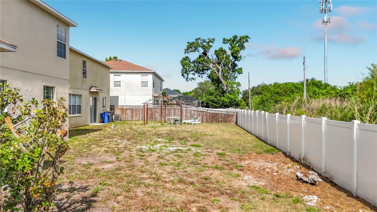 1620 Atlantic Drive , Ruskin, FL 33570 Photo