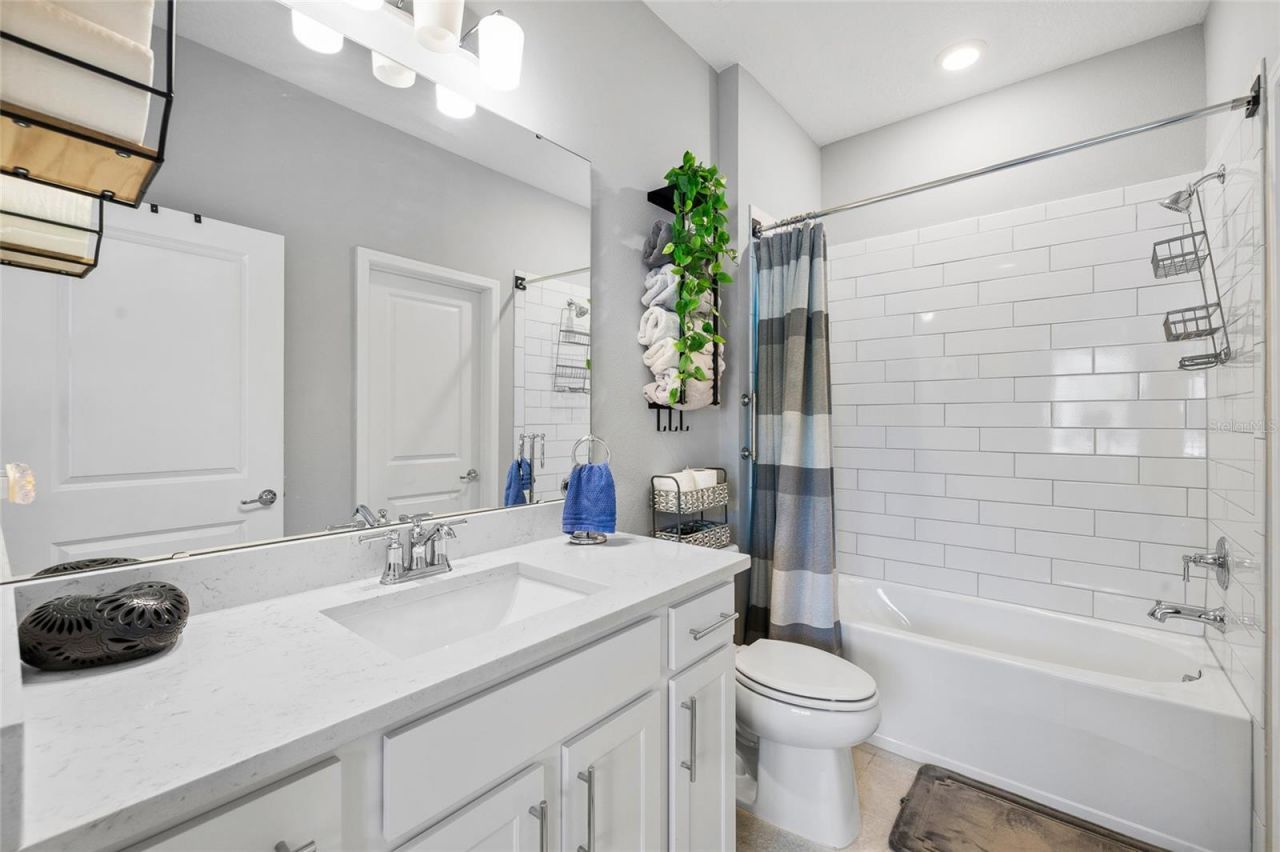 2781 Dolores Home Avenue, Valrico, FL 33594 Photo